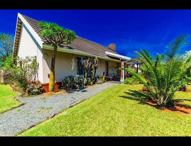 2 BEDROOM TOWNHOUSE FOR SALE IN HOWICK NORTH